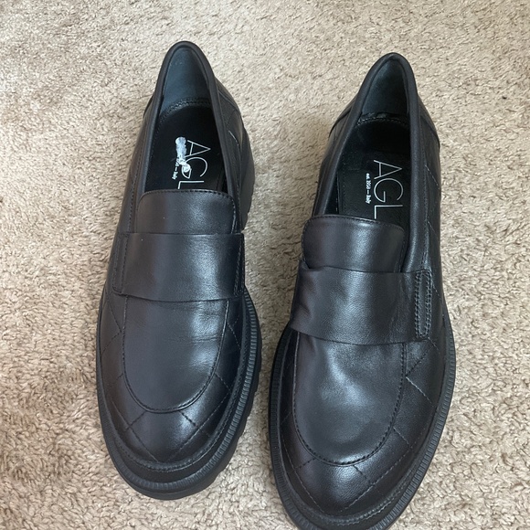 AGL Women's Mary Soft Quilted Loafers - Picture 3 of 7